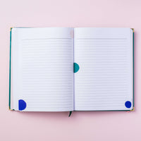 folhas de anotações do planner 2024 vertical verde pinceladas meg & meg sobre fundo rosa claro