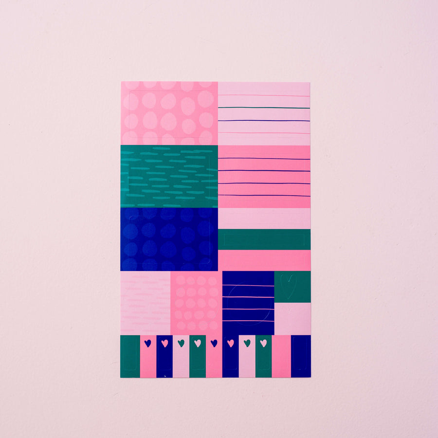cartela de adesivos funcionais dos fofos e úteis sobre fundo rosa claro